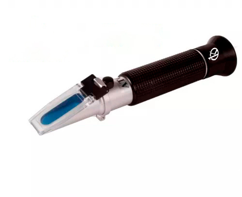 Innovative Milk Refractometers: Kalstein vs Atago
